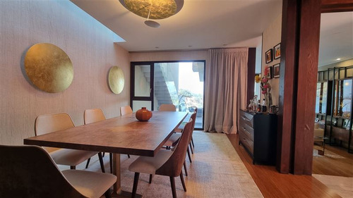 Departamento En Venta De 4 Dorm. En Lo Barnechea Everest