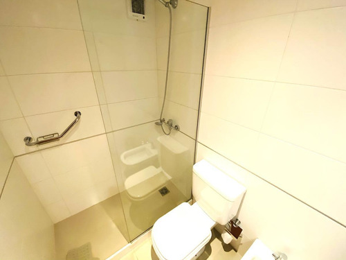 Imagen 21 de 30 de Venta Departamento 4 Dormitorios Piscina Rambla- Malvín