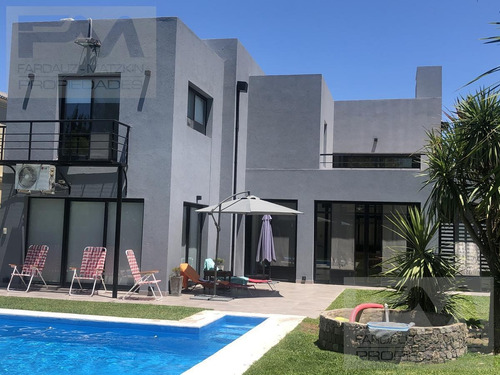 Imagen 2 de 21 de Casa - San Patricio