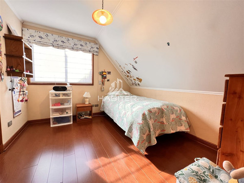 Vende Gran Casa En Puerta De Alcalá 6 Dormitorios - 4 Baños