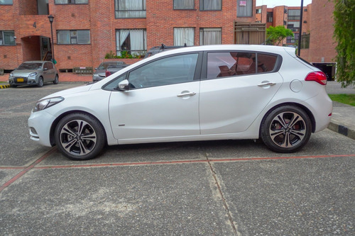 Kia Cerato Pro Sport Summa