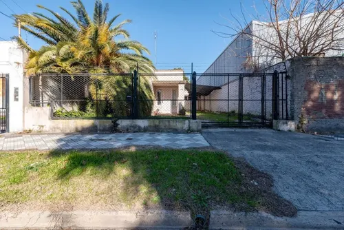 Venta Casa Monte Grande A Remodelar Cerca Estación
