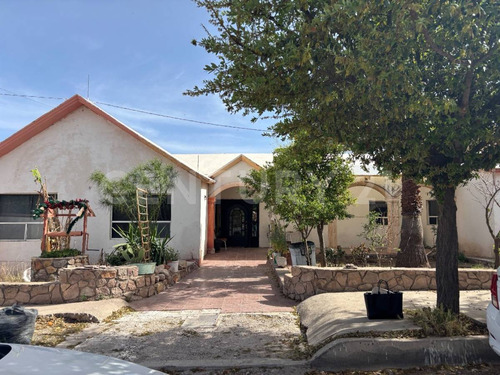 Casa De Una Planta En Venta En La Haciendita, Chihuahua.