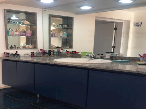 Imagem 5 de 30 de Chacara Cond. Jd. Mediterrâneo - 4 Suites, Reformada! - 1786