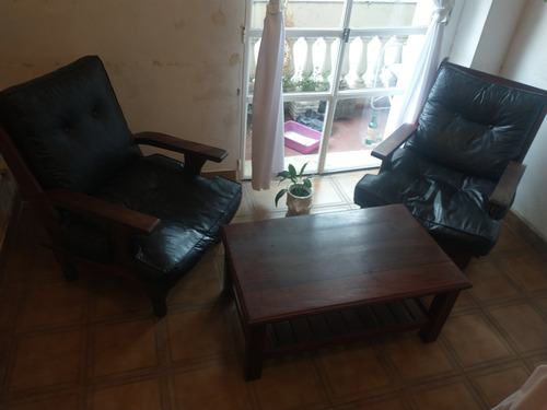 Par De Sillones De Algarrobo Chocolate Liso (Usado)