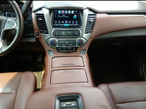 Imagen 4 de 11 de Chevrolet Tahoe 2016 5.3 V8 Ltz Piel 2a Fila Asientos 4x4 At