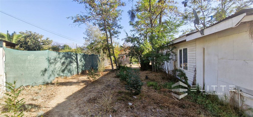 Venta De Sitio De 1.624 M2, Con 2 Casas Y Una Cabaña - Olmué