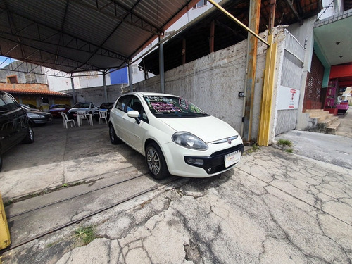Fiat Punto Attractive 1.4 8v Flex 2014