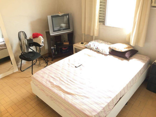 Imagem 9 de 18 de Ótima Casa Próximo De Tudo Farmácias, Lojas, Avenidas, Pontos De Condução E Muitos Mais Alem Disso A Casa É Muito Boa Com Ambientes Bem Arejados E Cômodos Bons - Hm2562