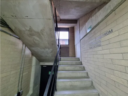 Rhbr-12972 (bodega 3 Niveles Sector Barrio Sta Fe)