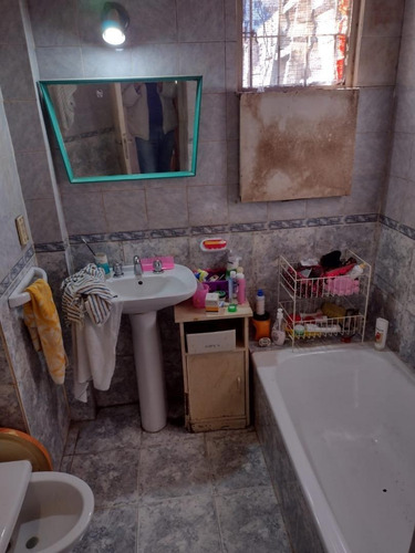Imagen 4 de 6 de Venta Ph De 2 Ambientes En Dos Plantas En Paternal
