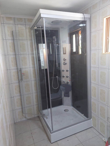 Imagen 12 de 12 de Instalaciones De Cabinas De Duchas Y Mamparas De Duchas.