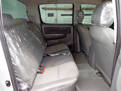 Toyota Hilux 2012 2.7 4x2 Automático
