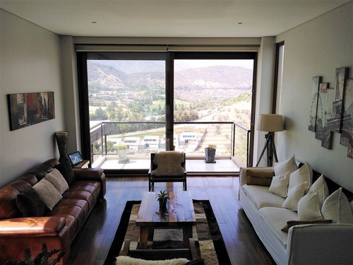 Casa En Venta De 5 Dorm. En Lo Barnechea