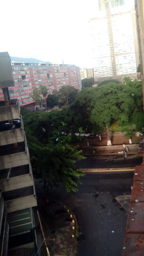 Imagen 9 de 12 de Apartamento En Venta La Candelaria Mls #22-10347