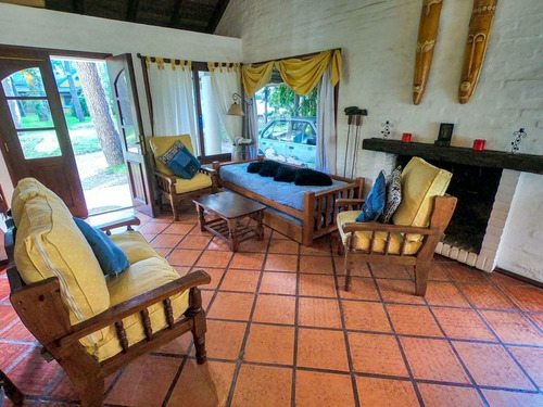 Casa 3 Dormitorios En Solanas Country, Punta Ballena