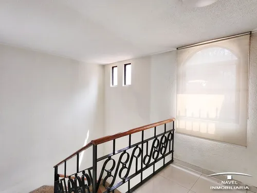 Casa Venta, Estratégicamente Ubicada El Sur De La Ciudad En La Colonia La Joya
