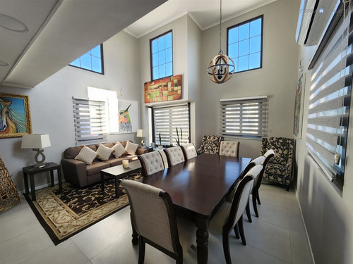 Casa En Venta 4 Dorm. Condominio Cerrado En Machalí