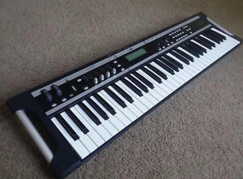 Teclado Synth Korg X50 En Perfecto Estado Con Forro