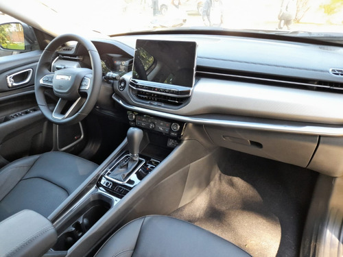 Imagen 12 de 18 de Jeep Compass Longitude Plus Pg