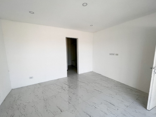 Imagen 7 de 14 de Alquiler Anual De Casa A Estrenar En Lagos De Canning