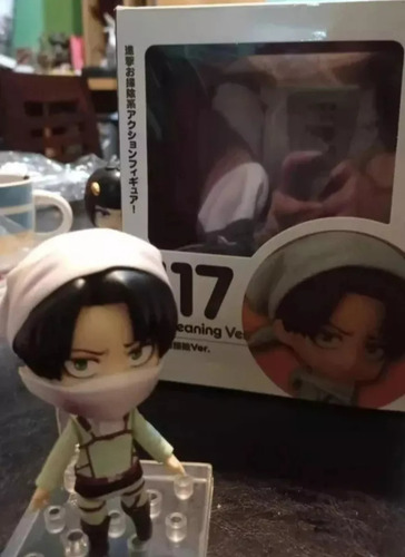 Figura De Accion Levi Ackerman Limpiando 12 Cm Attack On Tit