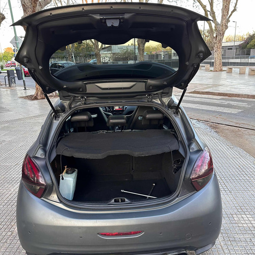 Peugeot 208 1.6 Gti