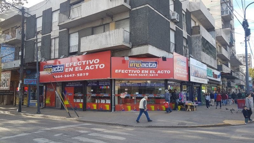 Imagen 1 de 17 de Local En Alquiler En San Miguel
