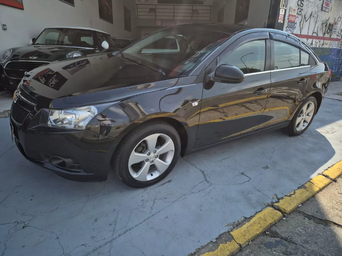 Chevrolet Cruze Sedan 1.8 Lt Ecotec 6 4p