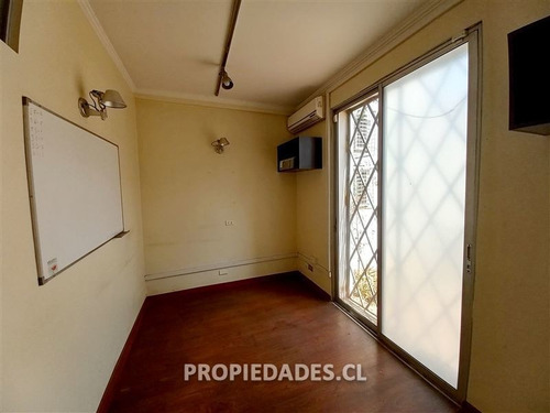 Imagen 7 de 21 de Oficina En Venta En Providencia/casa Ideal S. Profesionales
