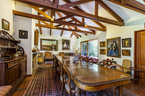Casa En Venta En Lo Barnechea