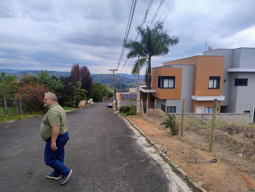 Terreno Condomínio Orypaba