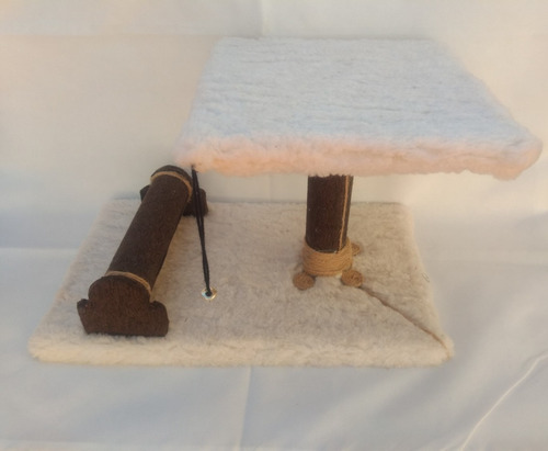 Imagen 1 de 2 de Rascador Gatos Con Peluche Y Chenille + Pompon + Círculo
