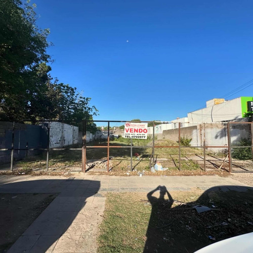 Terreno En Av.donato Álvarez, Zona Comercial.