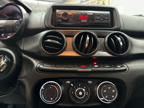 Fiat Cronos 1.0 Flex 4p