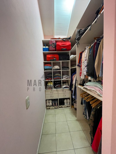 Casa En Venta En Los Jazmines, Pilar Del Este, Pilar