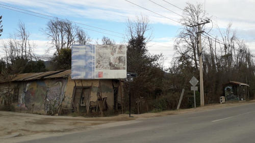 Amplio Terreno, Para Uso Rural Y Comercial.