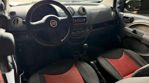 Fiat Uno 1.4 Sporting Flex 5p