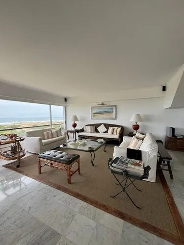 Departamento En  Playa Brava
