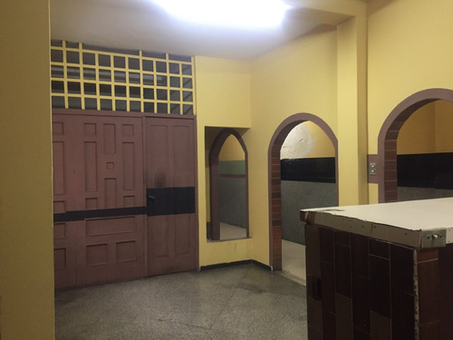 Imagen 12 de 22 de Vendo Edificio 1450m2 Santa Rosalía 5440