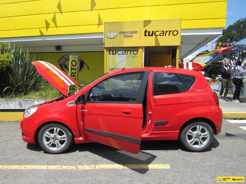 Imagen 24 de 25 de Chevrolet Aveo Emotion 1.6 Transformer