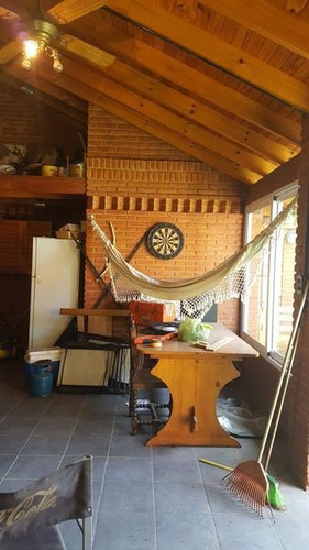 Imagen 11 de 25 de Excelente Chalet De 6 Ambientes En 2 Plantas - Venta - Lanus Oeste
