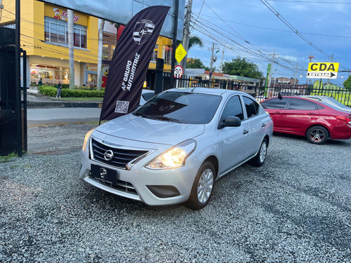 Nissan Versa 1.6 Drive