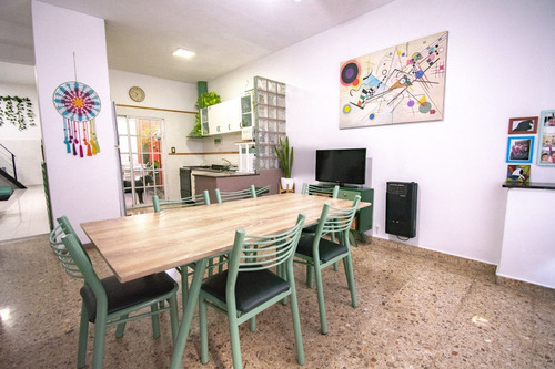 Venta Casa 5 Ambientes Con Garage Patio Y Terraza