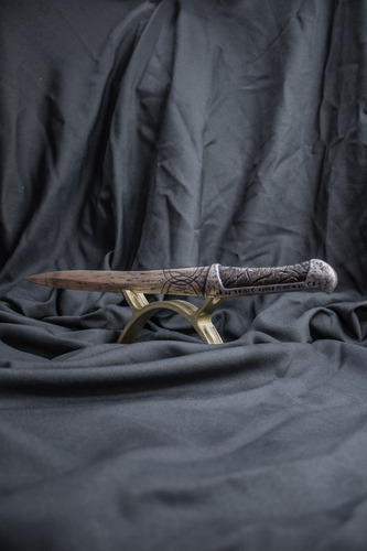 Réplica Cuchillo Dune Crysknife De Paul Atreides 1/1 48cm (Usado)