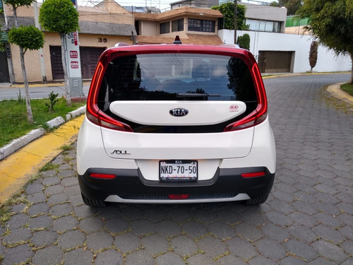 Imagen 10 de 15 de Kia