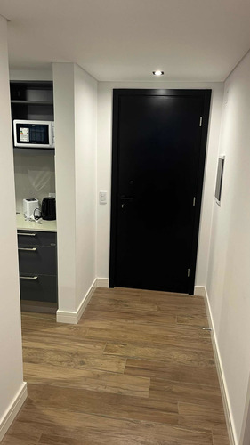 Zona Guemes - Premiun (mar Del Plata) Ubicado En La Mejor Parte, De 3 Ambientes Con 2 Baños , 1 En Suite Y Lavadero, Con Balcón /terraza Y Cochera Cubierta En El Mismo Edificio. Piscina / Gym