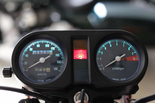 Imagem 3 de 6 de Honda Cb 400