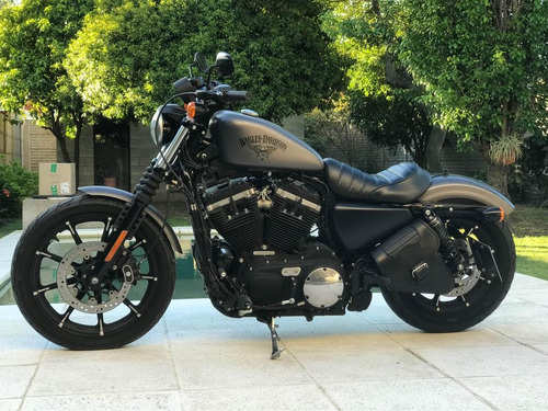 Harley Davidson Sporster Iron 883