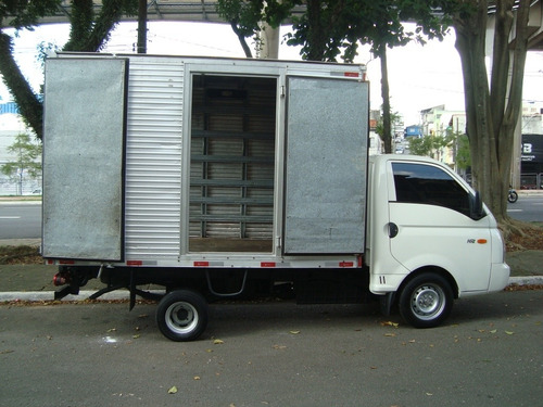 Imagem 11 de 14 de Hyundai Hr 2005 2.5 Rs Longo S/ Carroceria Tci 2p